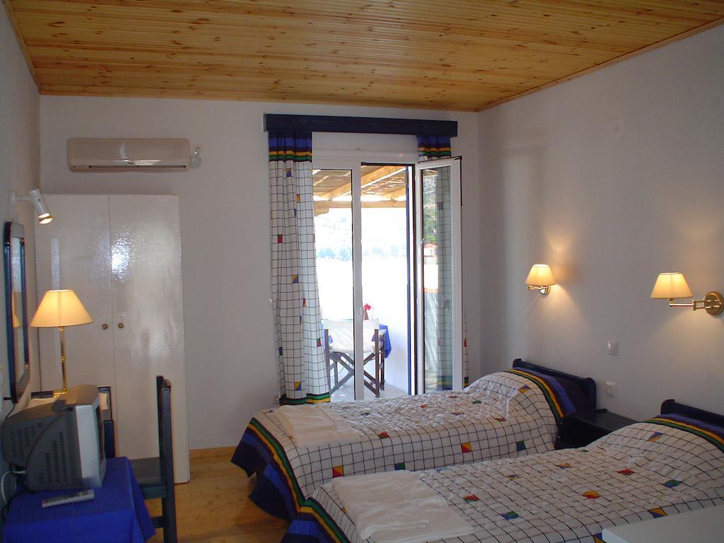 Bella Vista Aparthotel Bací Szoba fotó